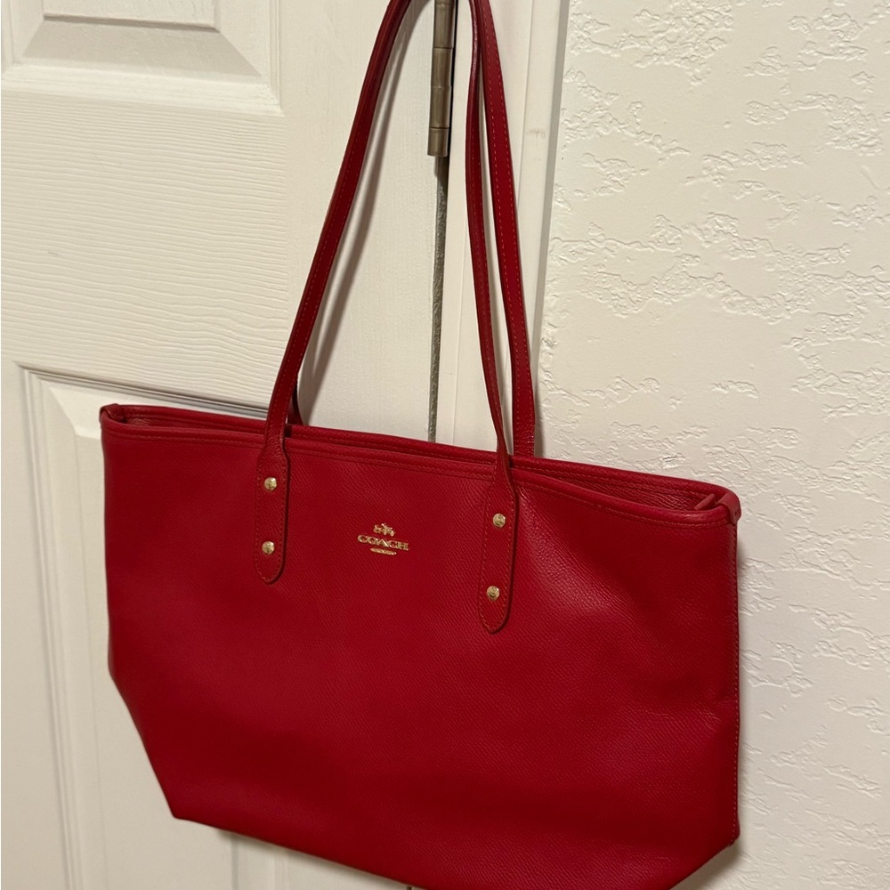 Coach Scarlet Leather Tote